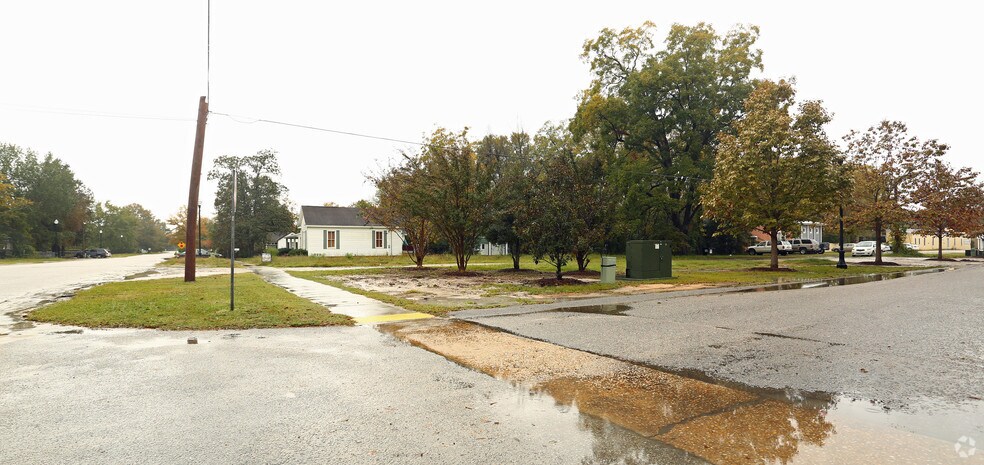 509 Clyburn Lane St, Camden, SC for sale - Primary Photo - Image 1 of 1