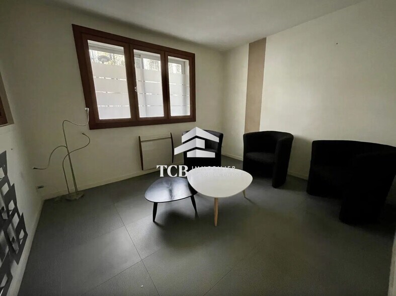 Office in Nantes for lease - Interior Photo - Image 3 of 4