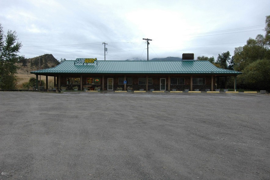 7671 Mt Highway 200, Plains, MT for sale - Building Photo - Image 1 of 1