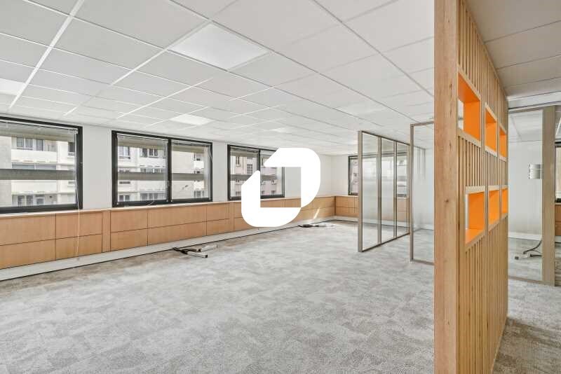 37 Bis Rue Saint Romain, Lyon for lease Building Photo- Image 1 of 19