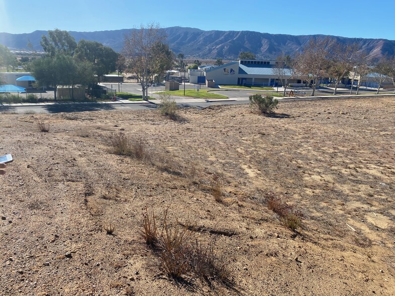 1501 Mill St, Lake Elsinore, CA for sale - Building Photo - Image 3 of 8