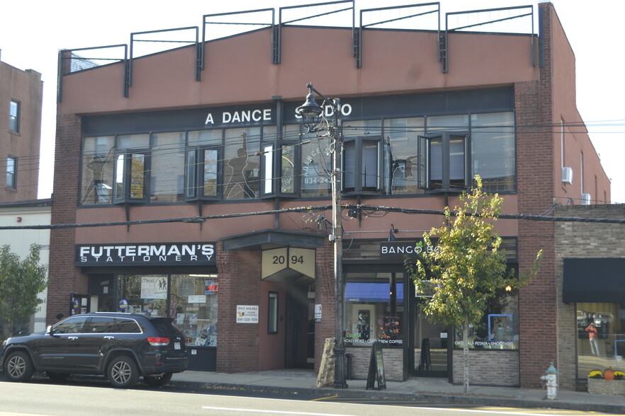 2096 Boston Post Rd, Larchmont, NY for lease - Building Photo - Image 3 of 10