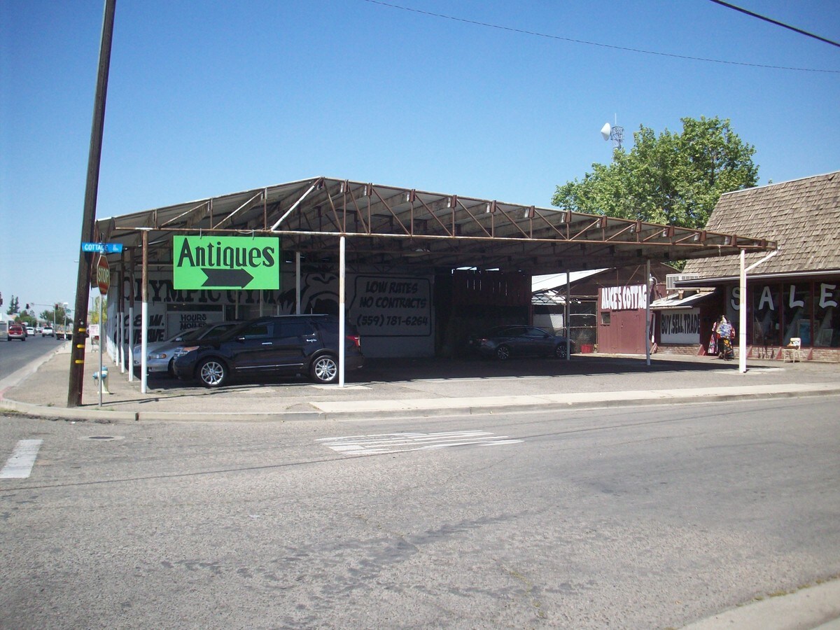 708 W Olive Ave, Porterville, CA 93257