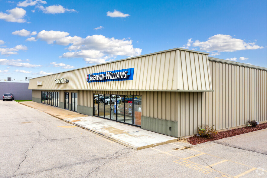 1504 Refset Dr, Janesville, WI for lease - Building Photo - Image 1 of 4