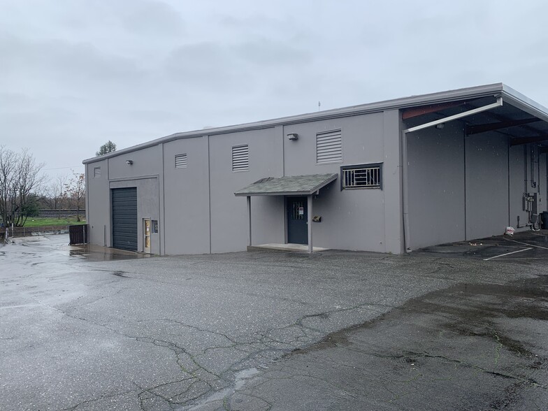 1950 Kitrick Ave, Oroville, CA for lease - Building Photo - Image 1 of 17