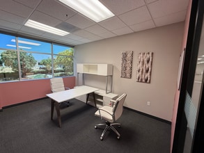 25391 Commercentre Dr, Lake Forest, CA for lease Interior Photo- Image 2 of 5