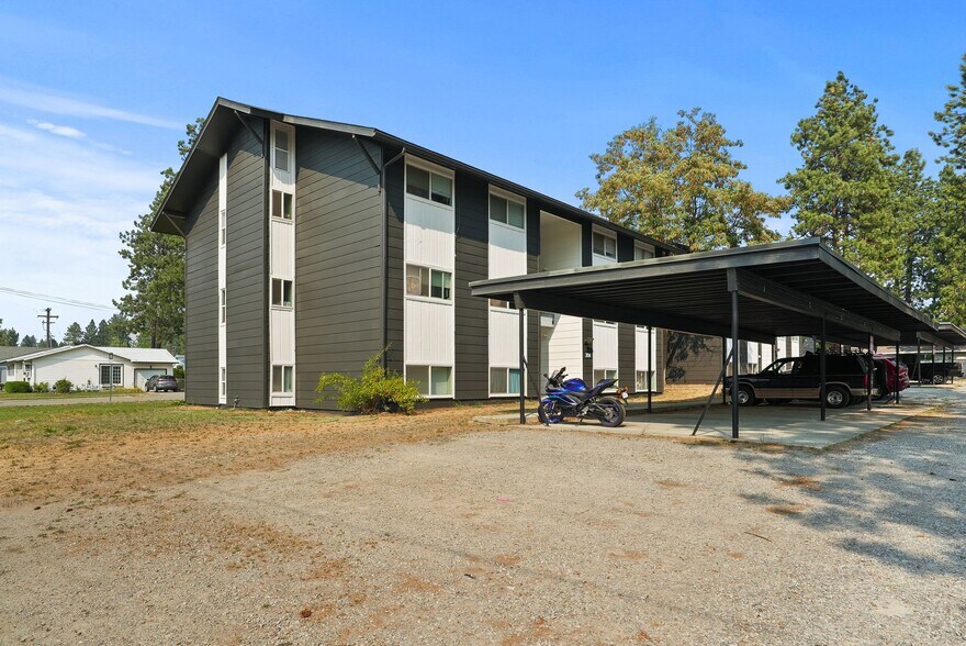 204 E 15th Ave, Post Falls, ID for sale - Primary Photo - Image 2 of 68