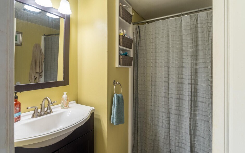 110 Chapel St, Portsmouth, NH for lease - Interior Photo - Image 3 of 45