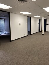 6720 Sands Point Dr, Houston, TX for lease Building Photo- Image 1 of 3