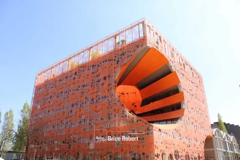 Office in Lyon for lease Building Photo- Image 1 of 14