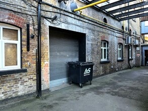 Sandown Rd, Watford for lease Building Photo- Image 2 of 4