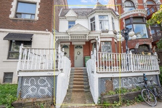 More details for 5258 Av Du Parc, Montréal, QC - Retail for Sale