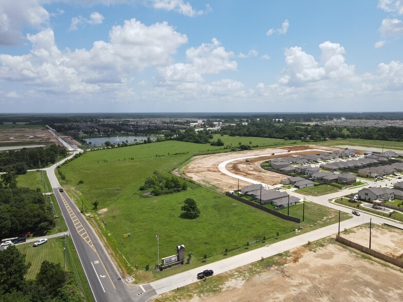 Bauer Rd & Hopfe Rd portfolio of 2 properties for sale on LoopNet.com - Building Photo - Image 2 of 6