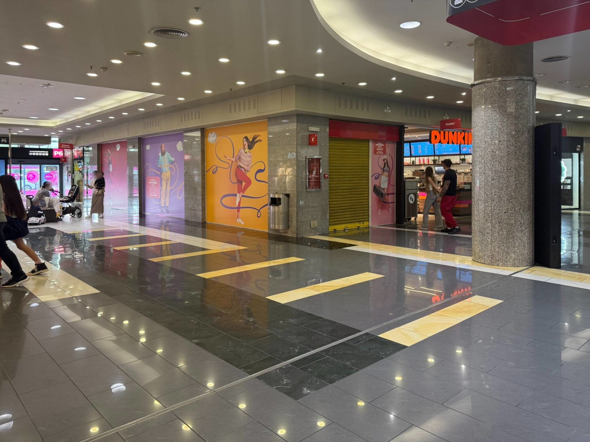 Retail in Barberà del Vallès, Barcelona for lease Interior Photo- Image 1 of 5