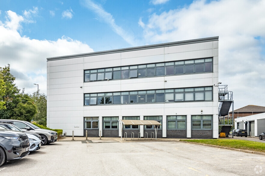 New Ln, Bradford for lease - Building Photo - Image 1 of 2