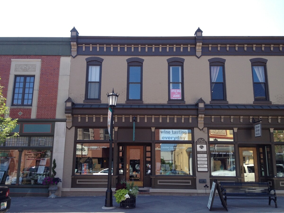 109115 N Center St, Northville, MI 48167