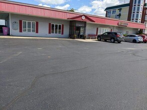 1691 S Us Highway 131, Petoskey, MI for lease Building Photo- Image 2 of 9