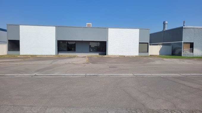 900 N 400 W, North Salt Lake, UT for lease - Building Photo - Image 1 of 9