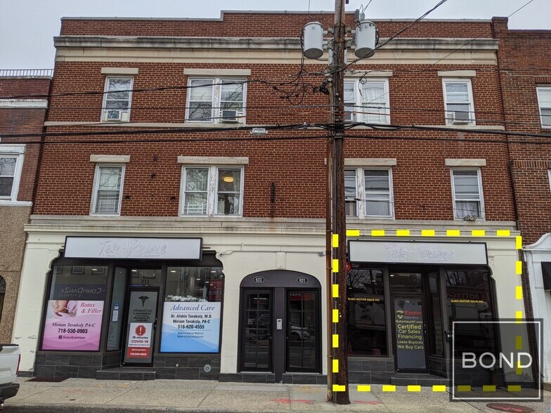 621-623 Middle Neck Rd, Great Neck, NY for sale - Building Photo - Image 1 of 1