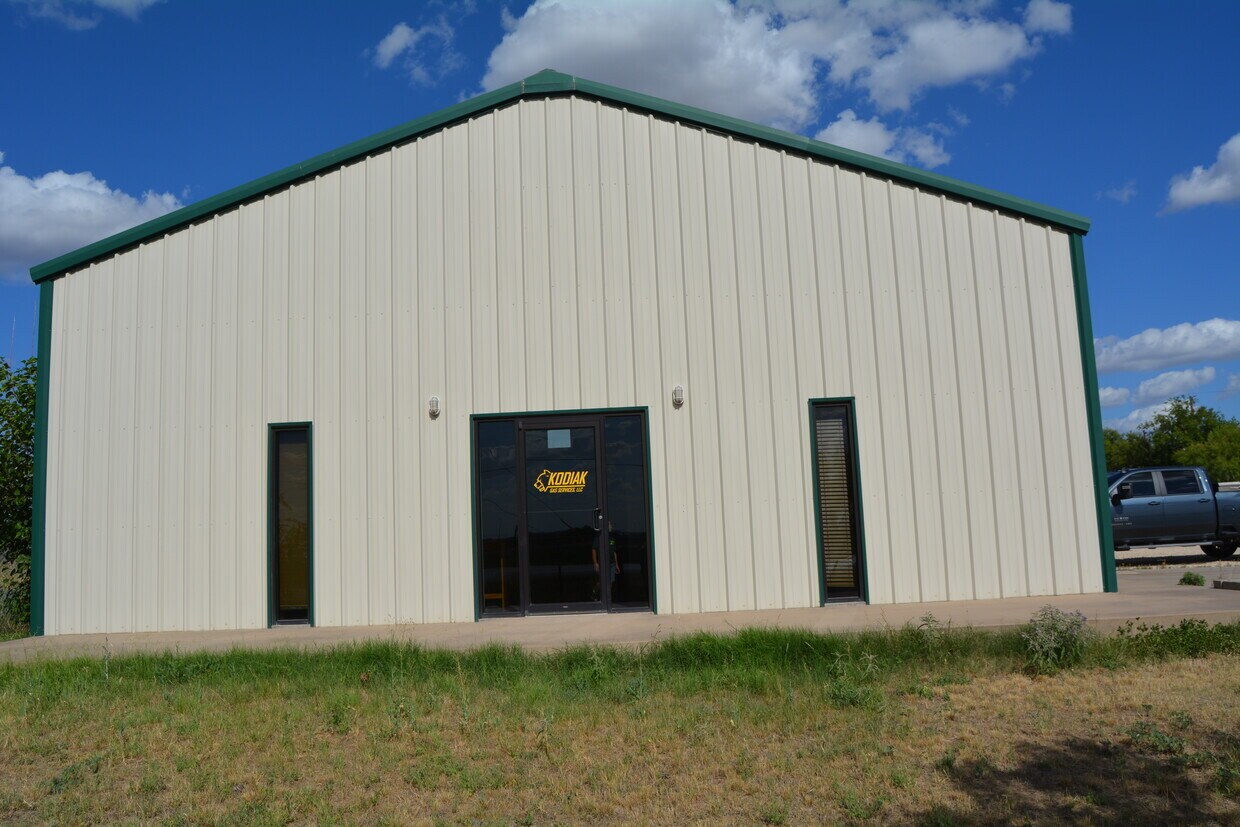 5508 Christoval Rd, San Angelo, TX for sale Primary Photo- Image 1 of 1