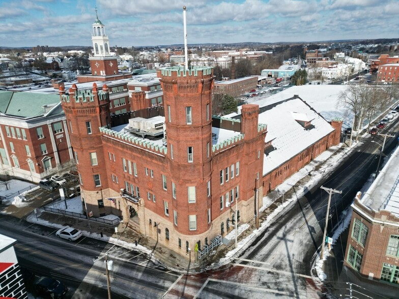 172 Exchange St, Pawtucket, RI for lease - Building Photo - Image 1 of 52