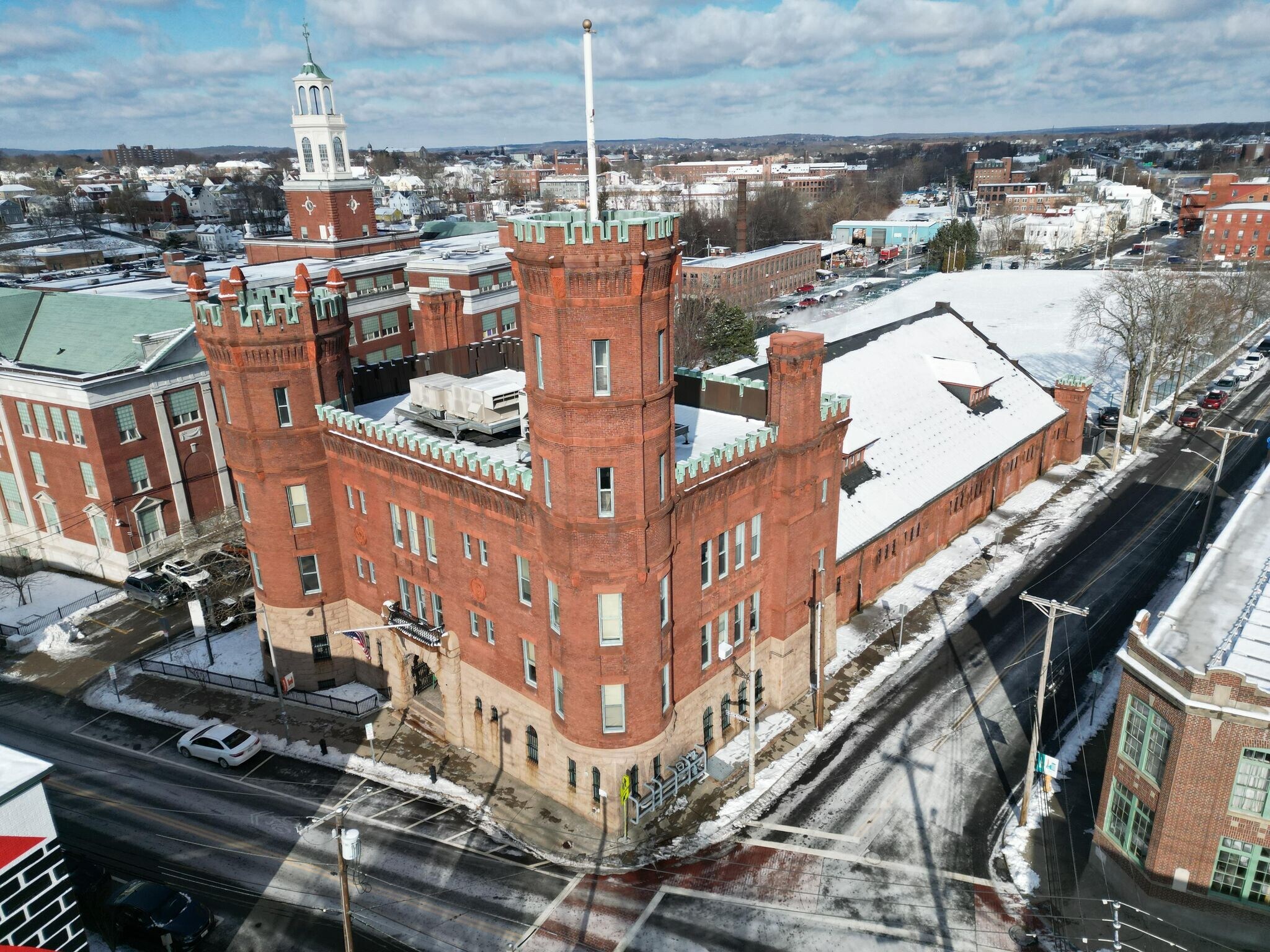 172 Exchange St, Pawtucket, RI for lease Building Photo- Image 1 of 53
