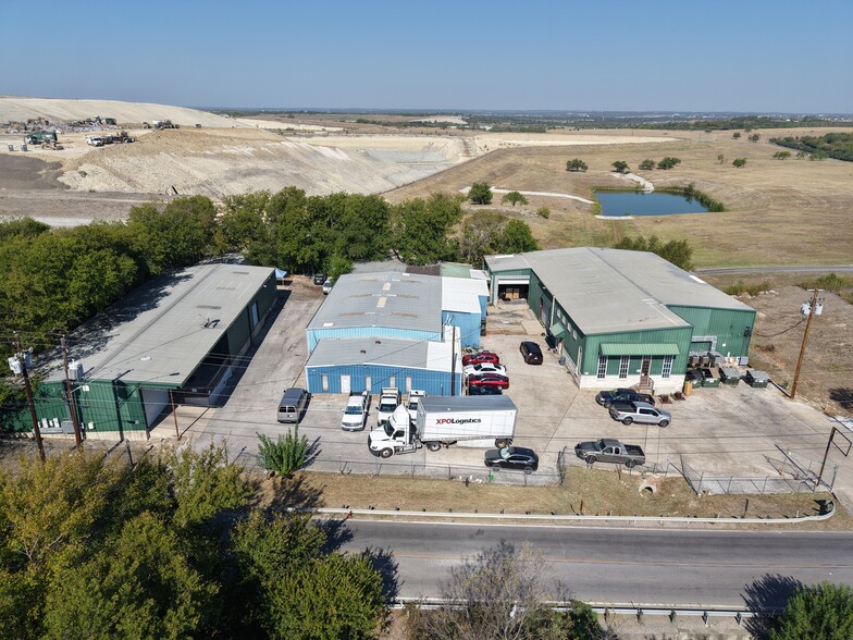 11400 Old Lockhart Rd, Austin, TX for sale - Building Photo - Image 2 of 8