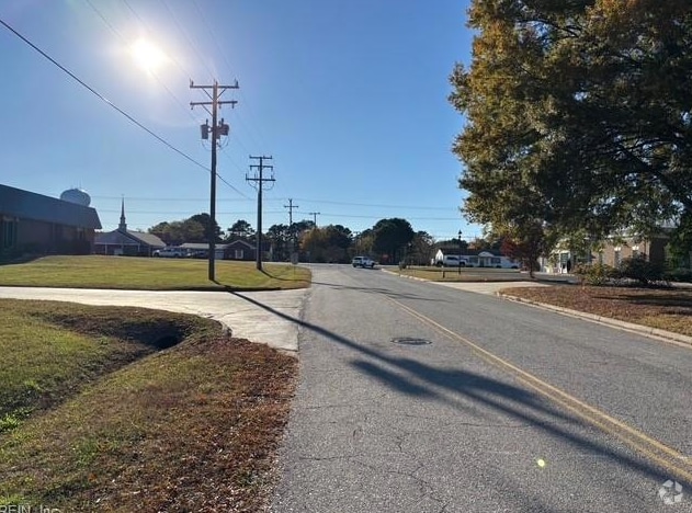 150 Smithfield Blvd, Smithfield, VA for sale - Building Photo - Image 2 of 6