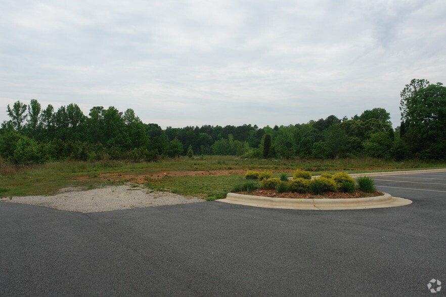 Nc-16, Denver, NC for sale - Primary Photo - Image 1 of 1