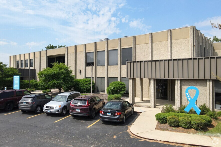 1700 N Farnsworth Ave, Aurora, IL for sale - Primary Photo - Image 1 of 1