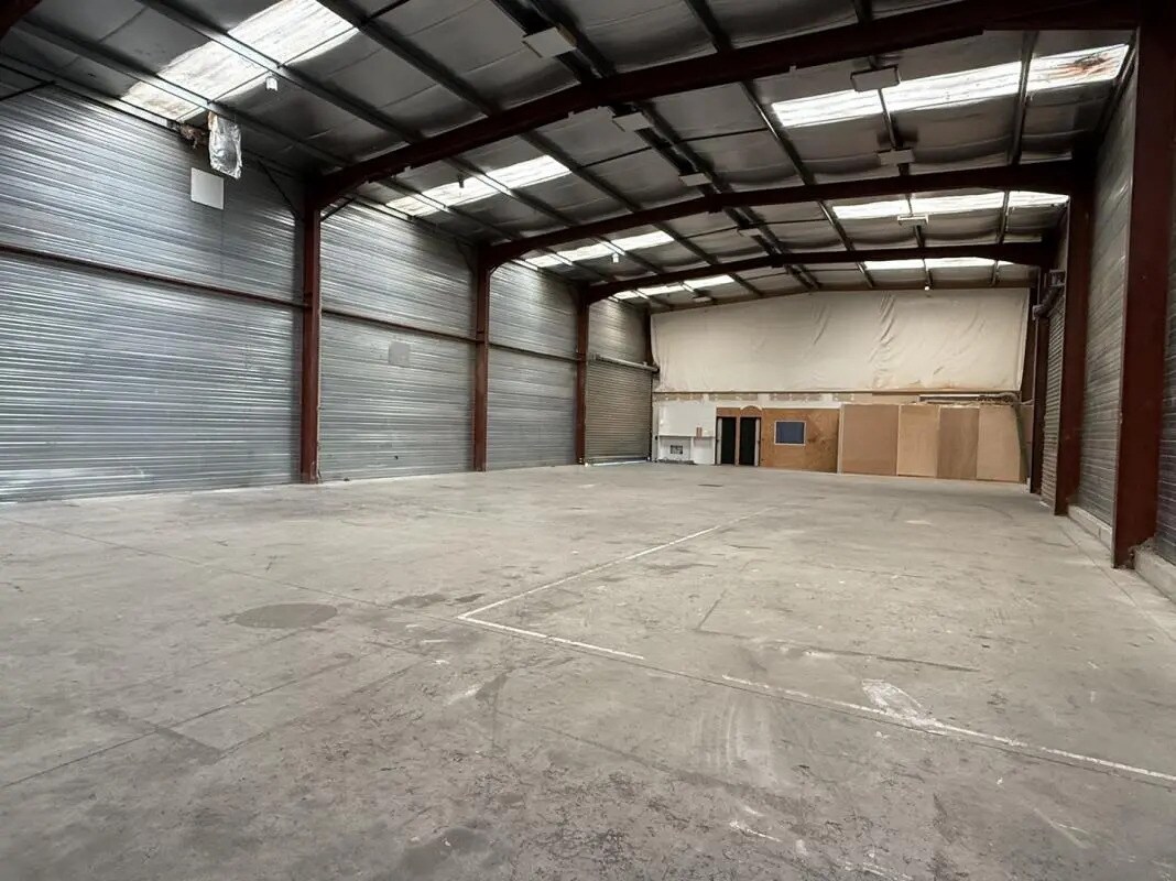 Industrial in Bègles for lease Interior Photo- Image 1 of 7