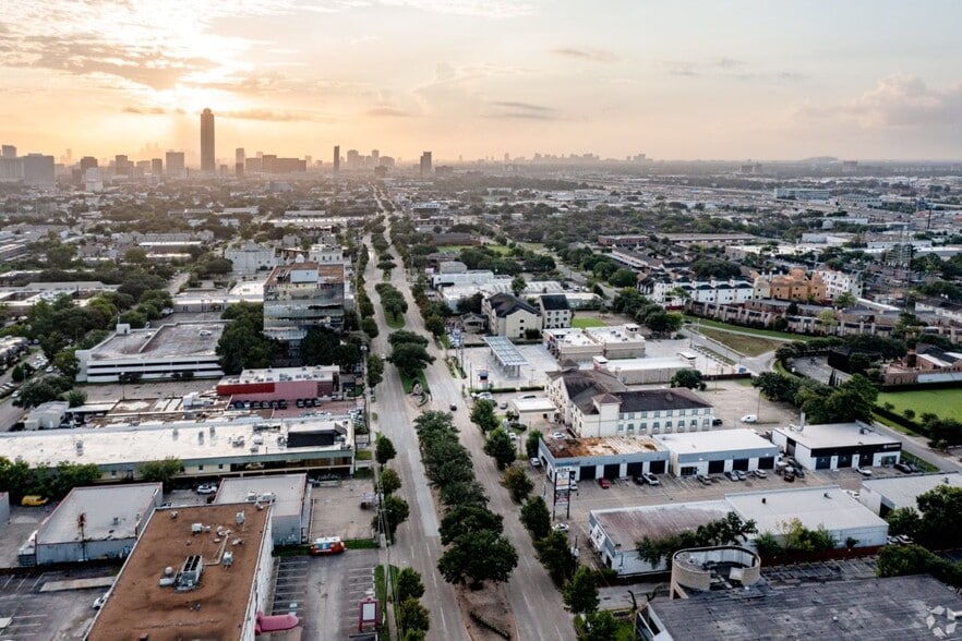 6229 Richmond Ave, Houston, TX for sale - Aerial - Image 3 of 16