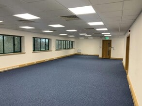 Bedford Rd, Petersfield for lease Interior Photo- Image 2 of 2