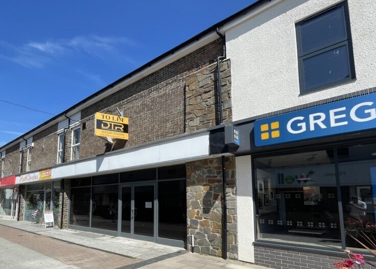 3 The Precinct, Llantwit Major for lease Primary Photo- Image 1 of 2