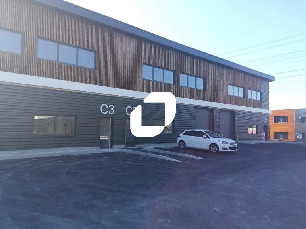 Flex in Cormeilles-en-Parisis for lease Building Photo- Image 1 of 7