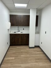 2850 N Ridge Rd, Ellicott City, MD for lease Interior Photo- Image 1 of 7
