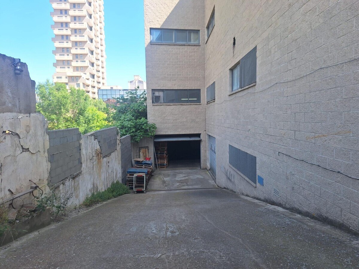 Mataró, BAR 08302 - Unit - - - Interior Photo - Image 1 of 10