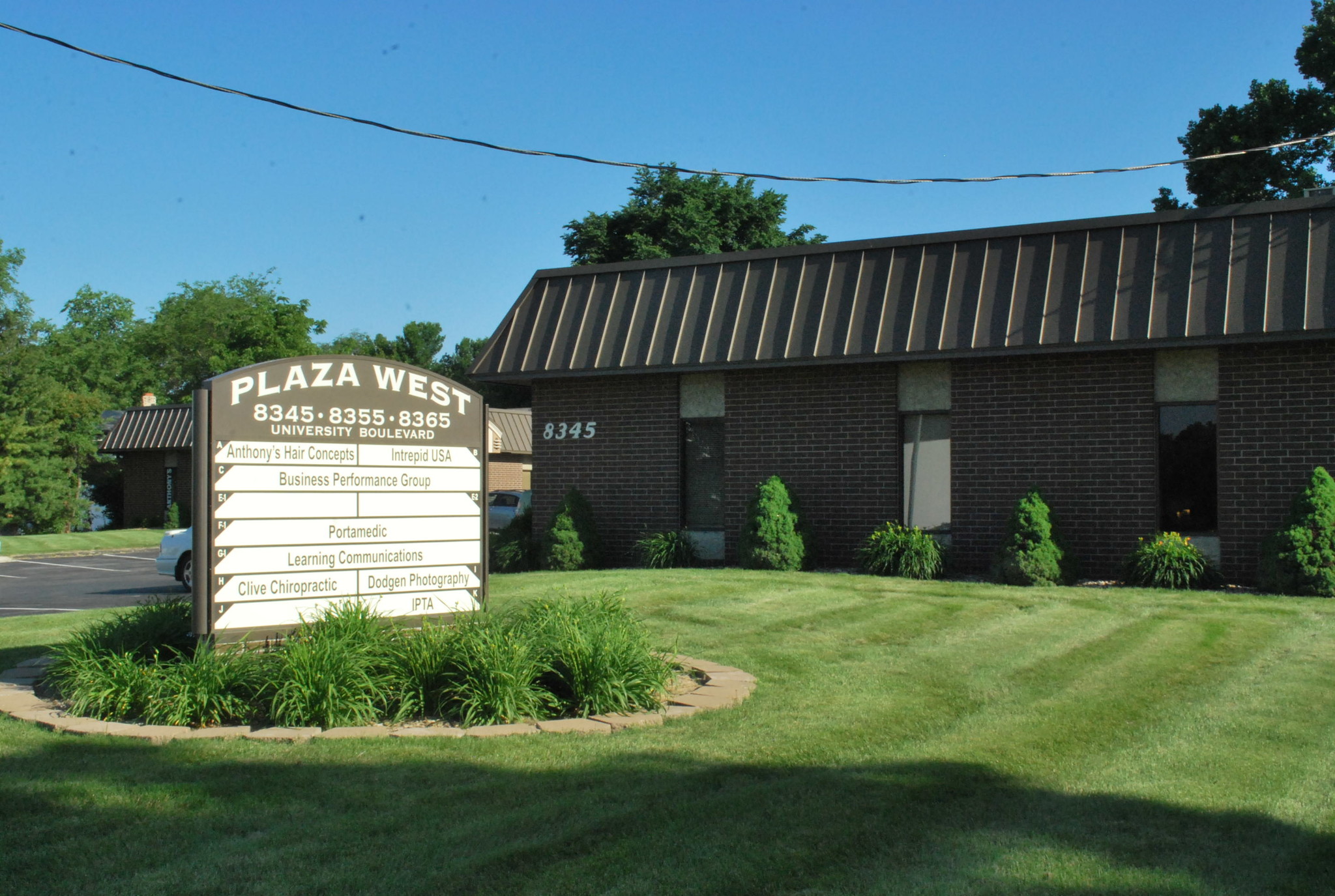 8345 University Blvd, Clive, IA for sale Building Photo- Image 1 of 1