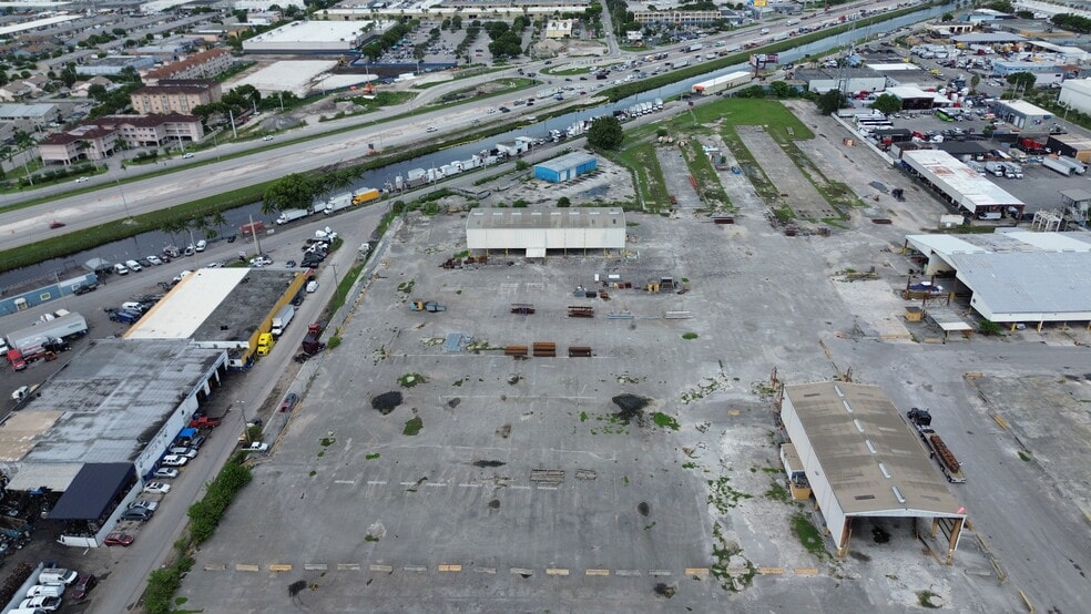 9498 NW South River Dr, Medley, FL for lease - Building Photo - Image 2 of 2