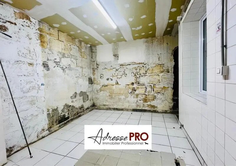 Retail in Bordeaux for lease - Interior Photo - Image 3 of 3