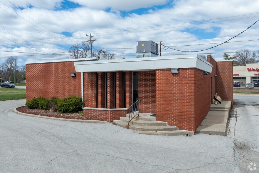 4418 Douglas Ave, Des Moines, IA for sale - Building Photo - Image 3 of 6