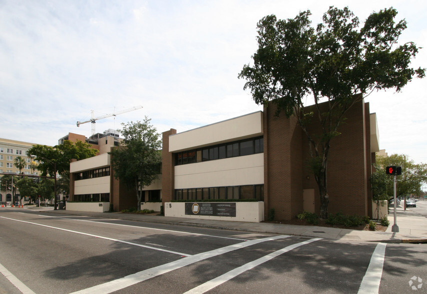 1205 W Manatee Ave, Bradenton, FL for lease - Building Photo - Image 1 of 7