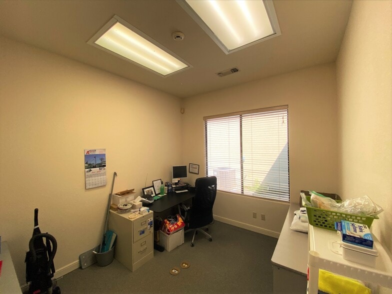 4613 N FM 1417, Sherman, TX for sale - Building Photo - Image 3 of 11