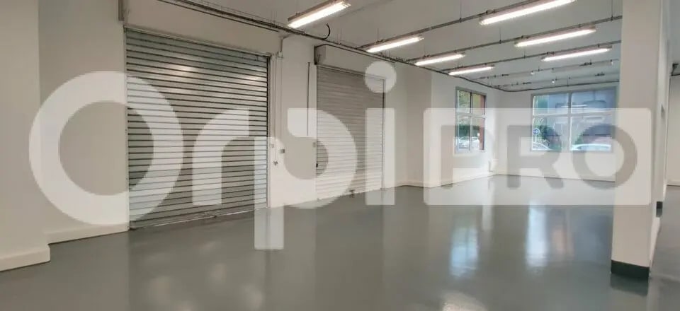 Flex in Chevilly-Larue for lease Building Photo- Image 1 of 5