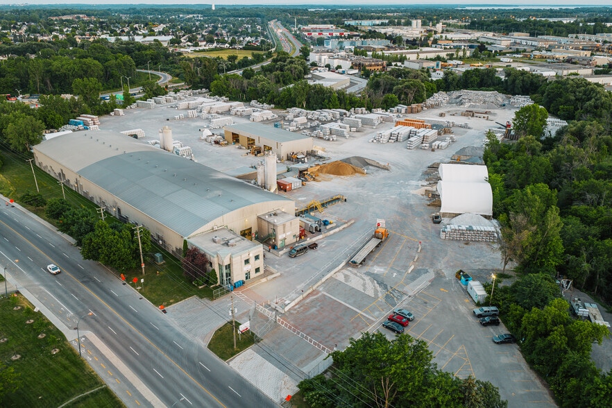 500 Rue Saint-Eustache, Saint-eustache, QC for sale - Building Photo - Image 2 of 5