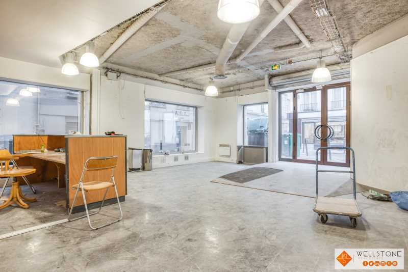 Office in Paris for lease - Interior Photo - Image 1 of 11