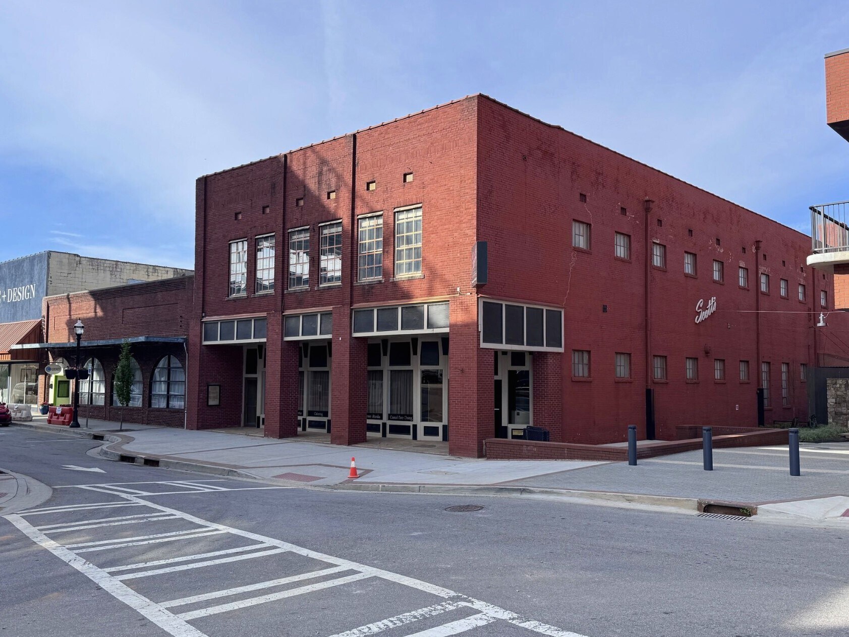 131 Bradford St, Gainesville, GA for sale Primary Photo- Image 1 of 1