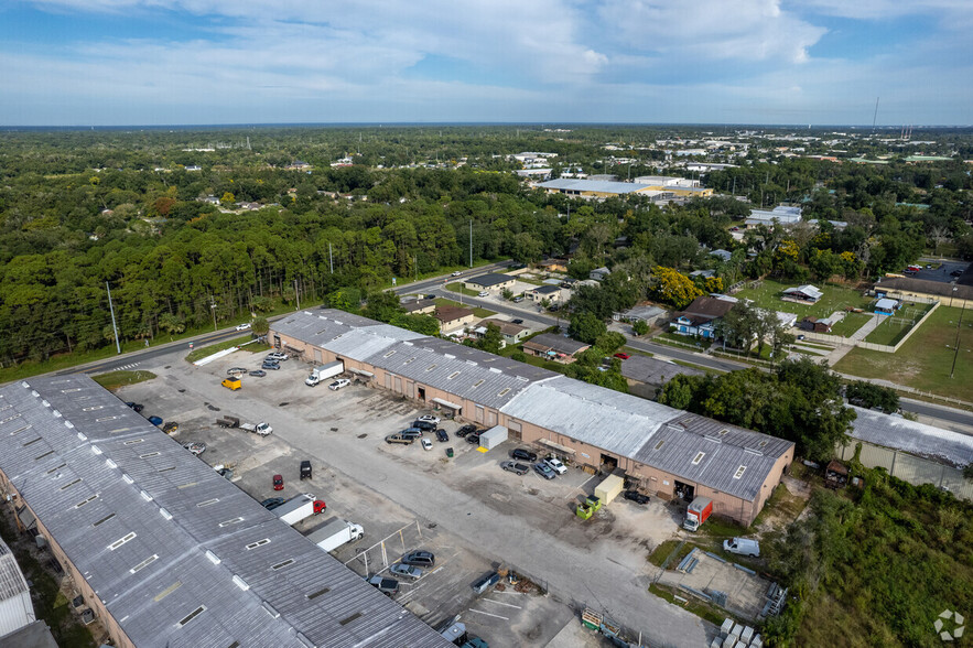 325-395 Commercial St, Casselberry, FL for lease - Primary Photo - Image 2 of 3