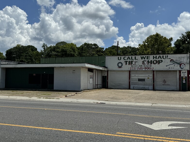 569 S Wilson Ave, Prichard, AL for sale - Building Photo - Image 2 of 4