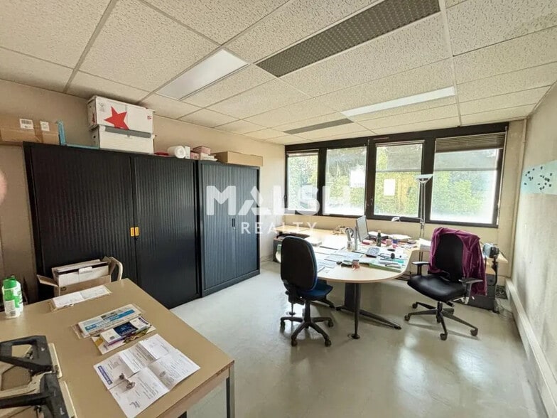 Office in Vénissieux for sale - Interior Photo - Image 3 of 9